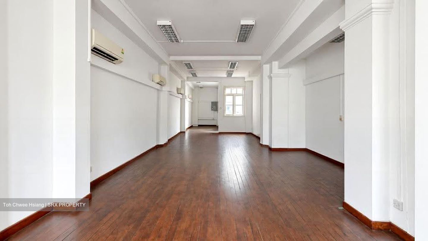 Clarke Quay MRT (D1), Office #629285641